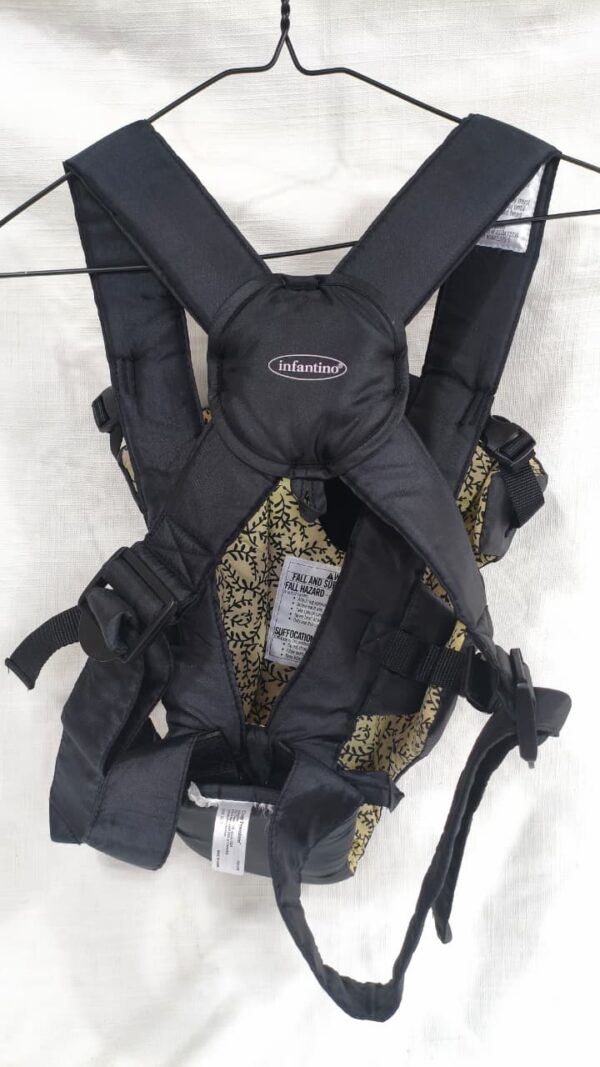 CANGURO MOCHILA PORTA BEBÉ INFANTINO ESTAMPADO